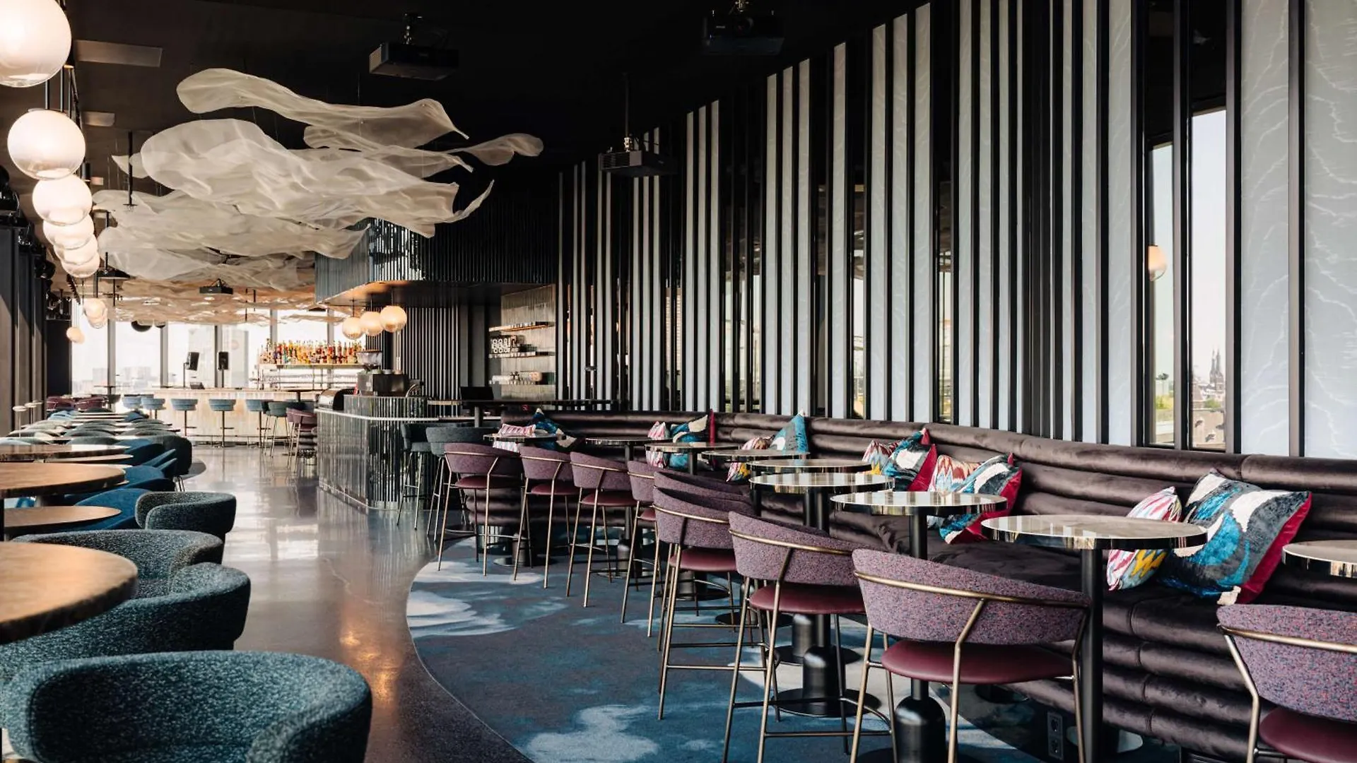 Doubletree By Hilton Amsterdam Centraal Station