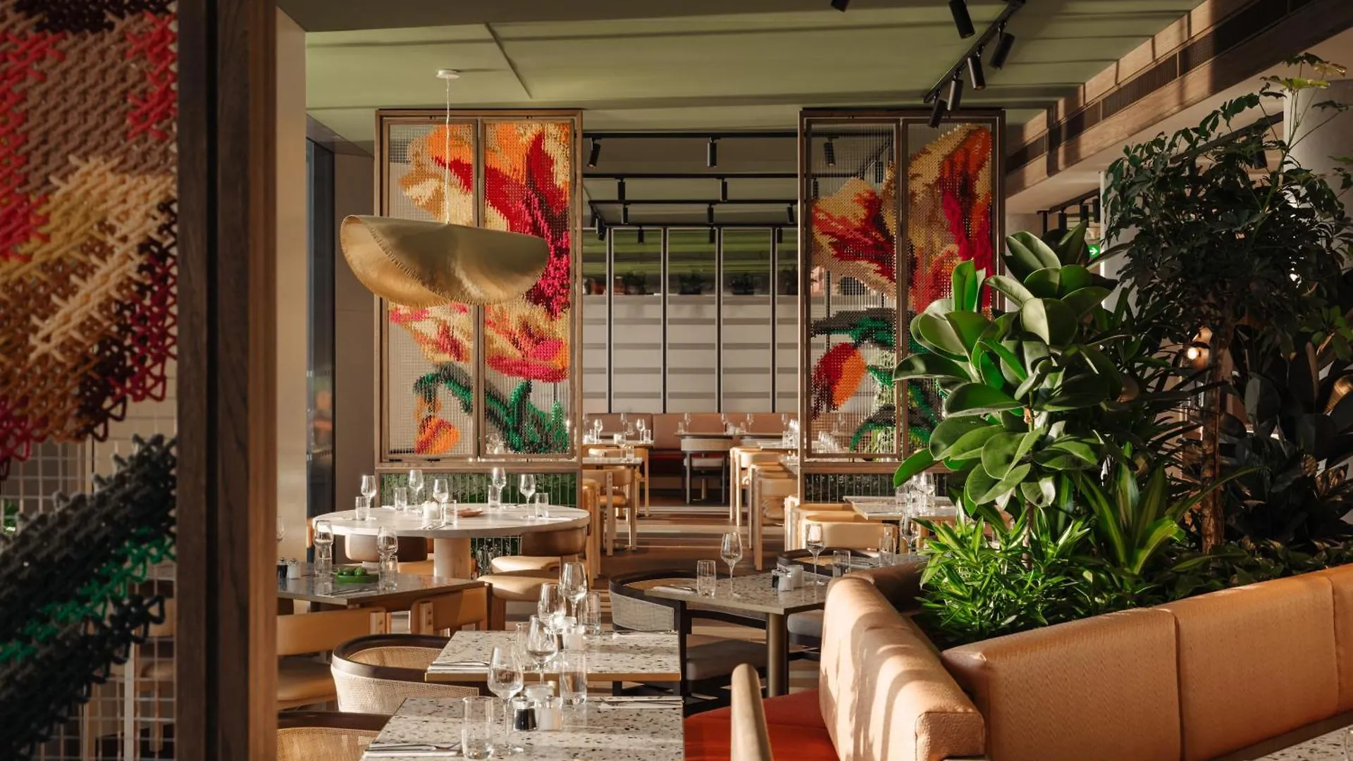 Doubletree By Hilton Amsterdam Centraal Station