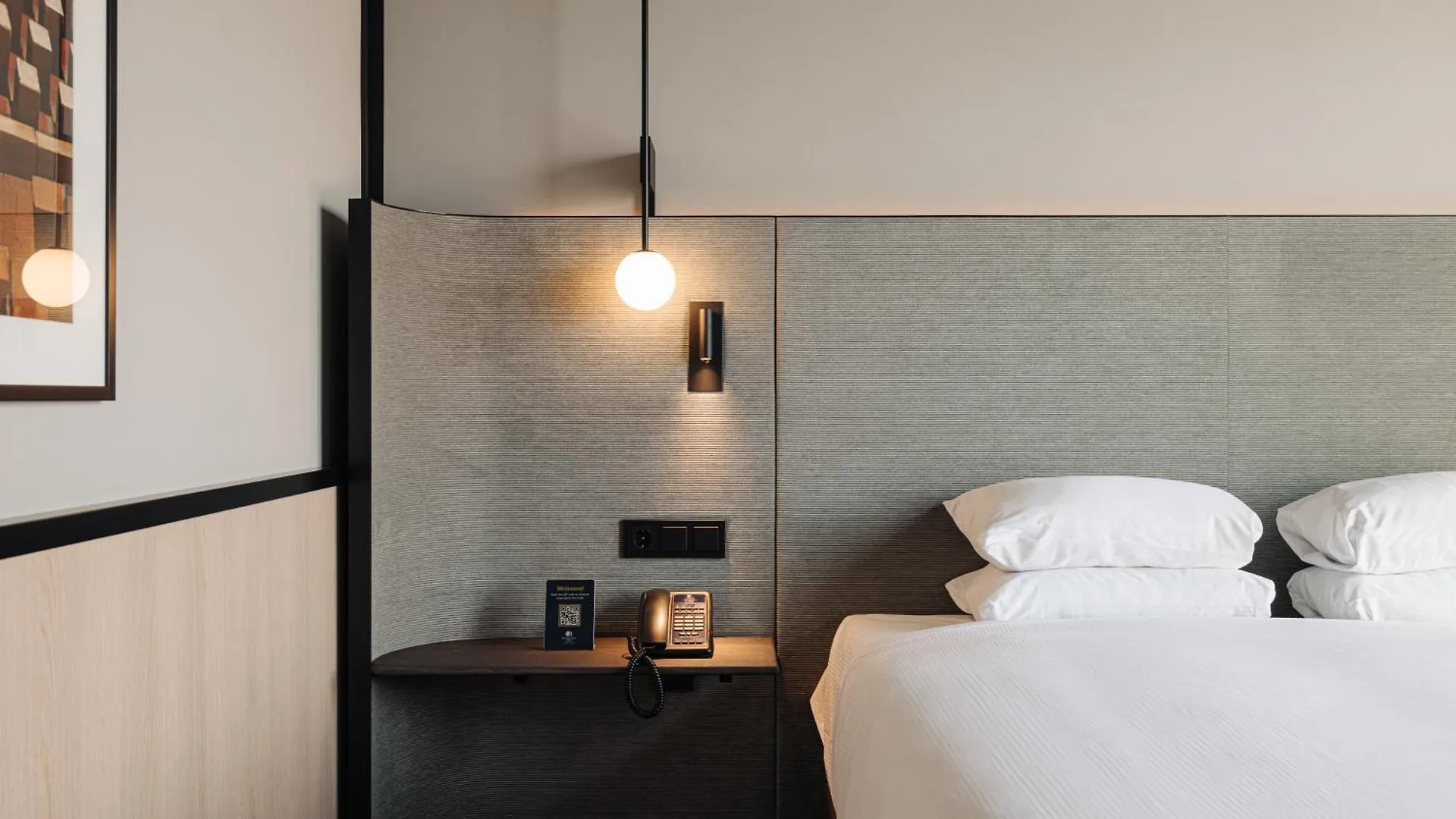 Doubletree By Hilton Amsterdam Centraal Station 4*,  Netherlands